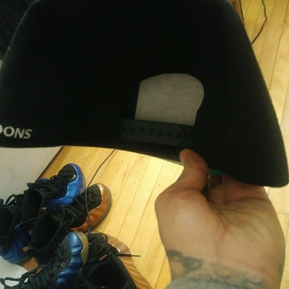 Snapback - Picture 2 of 2